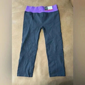 NWT C9 By Champion Capri Leggings Size S